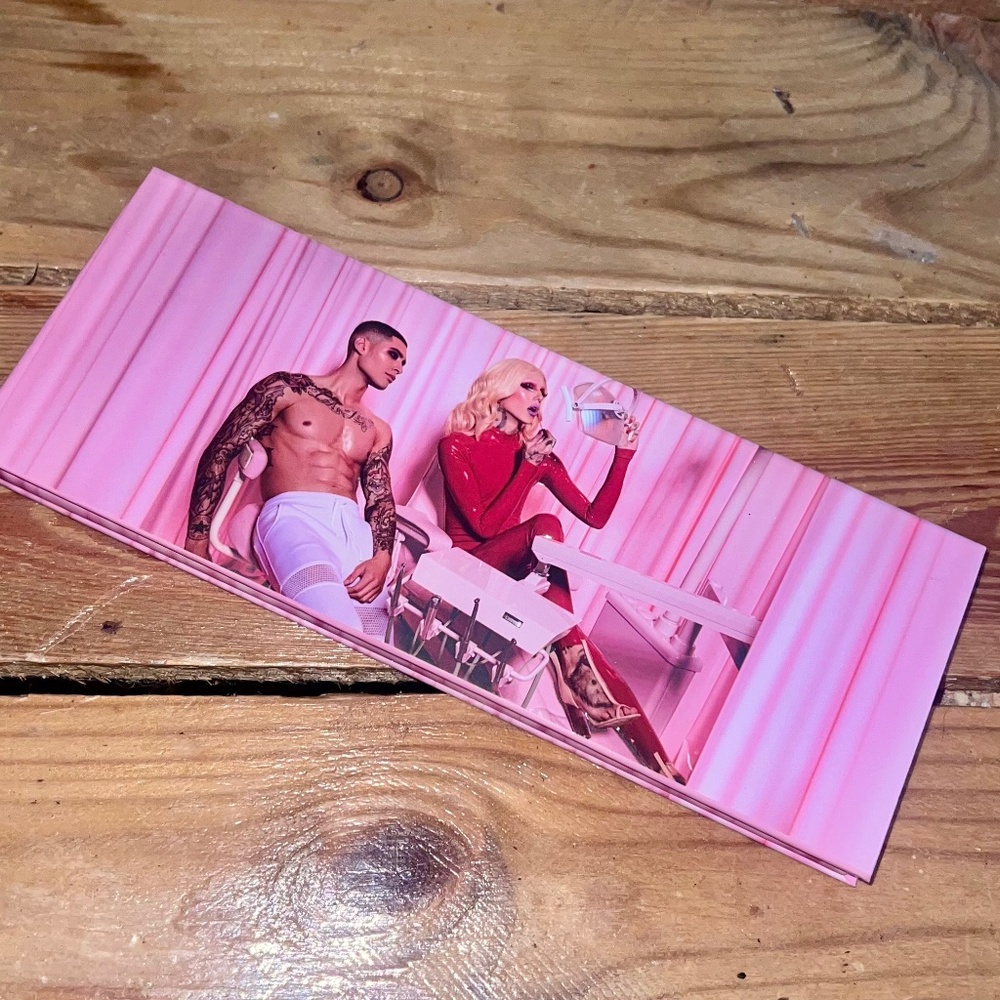 Jeffree Star Cosmetics Limited Edition Cavity Skin Frost Palette